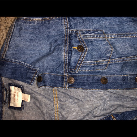 Jean jacket! - Picture 2 of 3